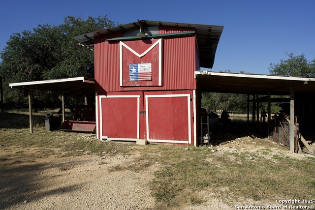 Image 38 of 51 For 2215 County Road 389