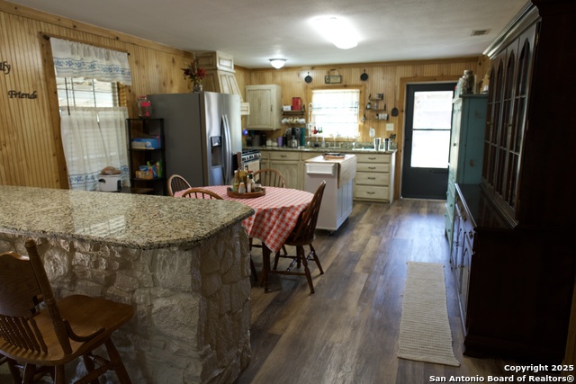 Image 5 of 51 For 2215 County Road 389