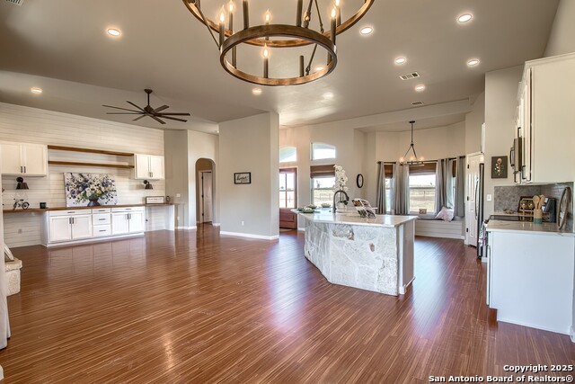 Image 17 of 71 For 240 Glory Lane