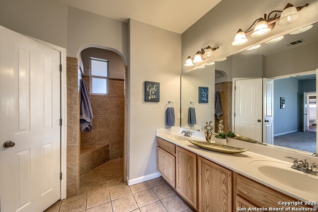 Image 28 of 71 For 240 Glory Lane