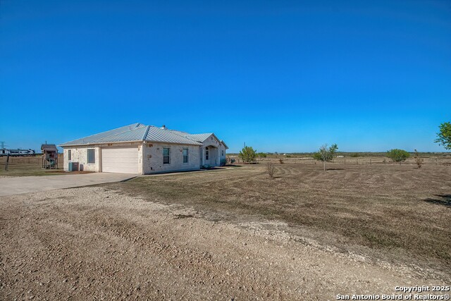 Image 53 of 71 For 240 Glory Lane