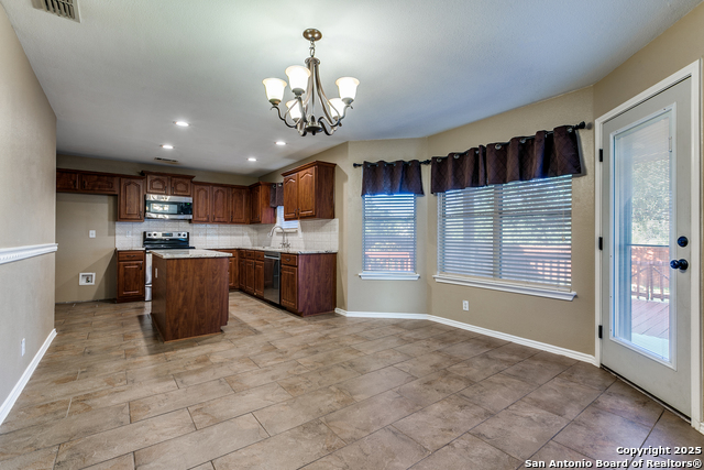 Image 9 of 25 For 9611 Wasp Crk