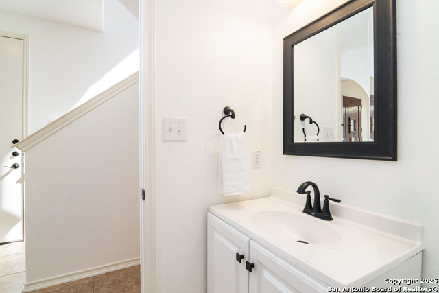 Image 19 of 25 For 17819 Camino Grande