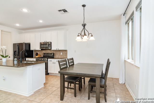 Image 9 of 25 For 17819 Camino Grande