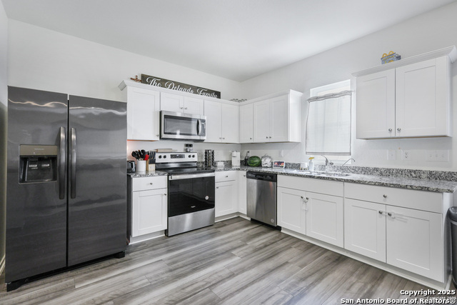 Image 10 of 21 For 5314 Hickory Pl