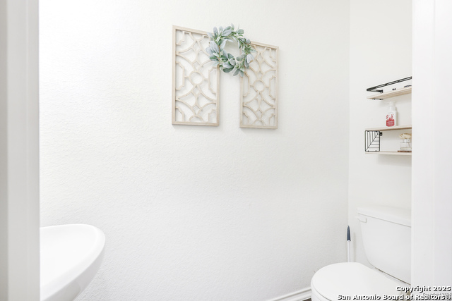 Image 7 of 21 For 5314 Hickory Pl