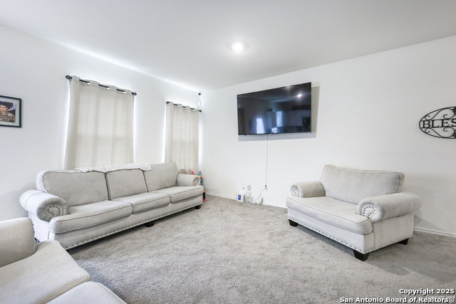 Image 8 of 21 For 5314 Hickory Pl