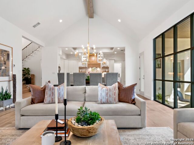 Image 12 of 37 For 8030 Colonial Woods