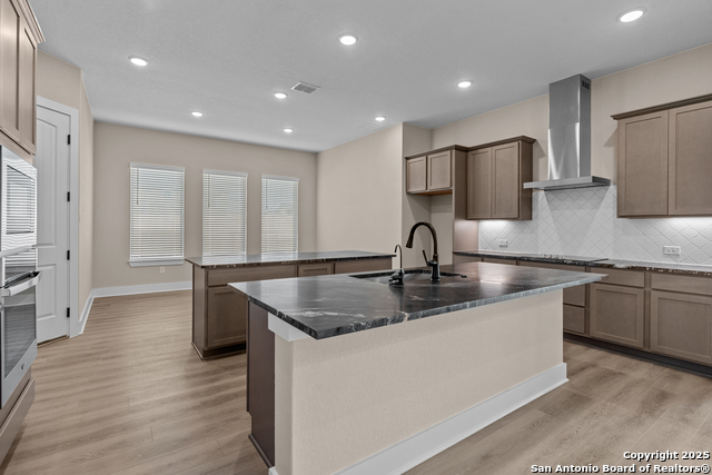 Image 14 of 17 For 381 Jereth Crossing