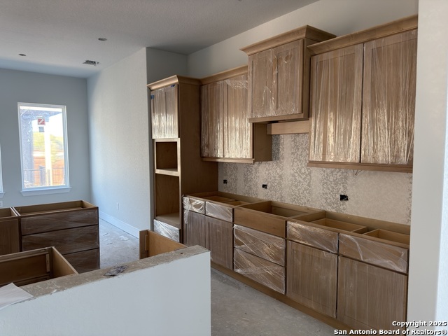 Image 5 of 17 For 381 Jereth Crossing