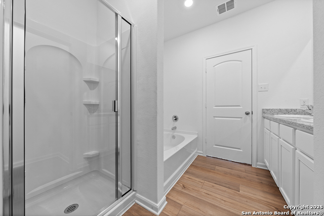 Image 14 of 33 For 4331 Rocky Neck Cove