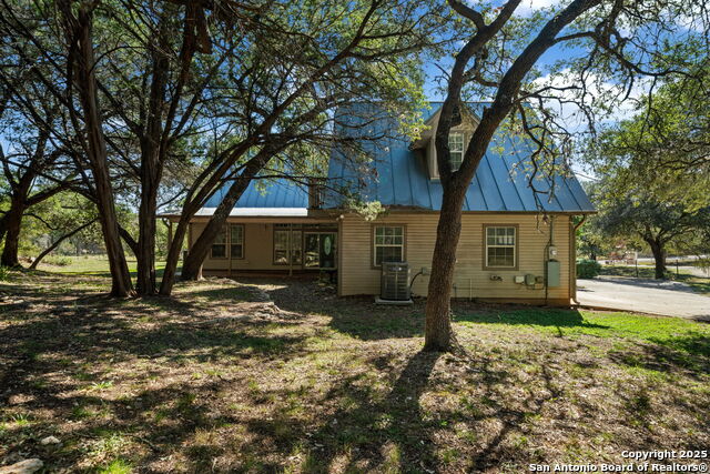 Image 17 of 21 For 801 Gallagher