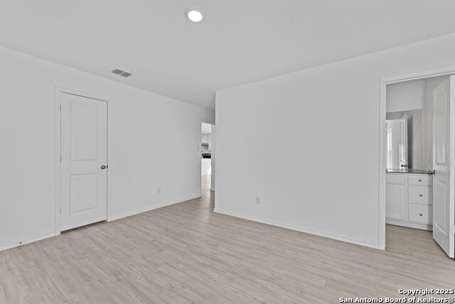 Image 10 of 18 For 3626 Greensfield Way