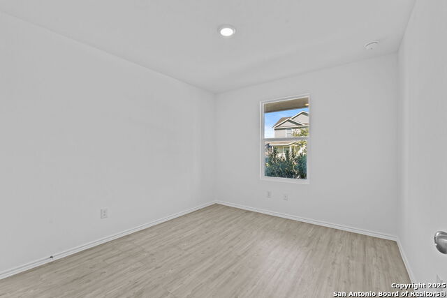 Image 12 of 18 For 3626 Greensfield Way