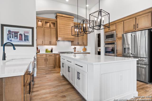 Image 2 of 47 For 1390 Lyme Park