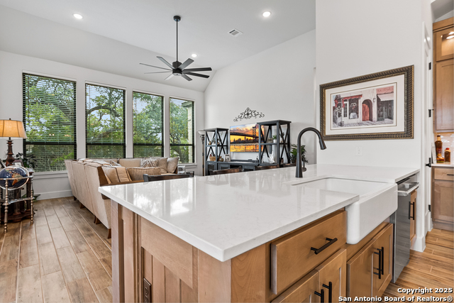 Image 21 of 47 For 1390 Lyme Park