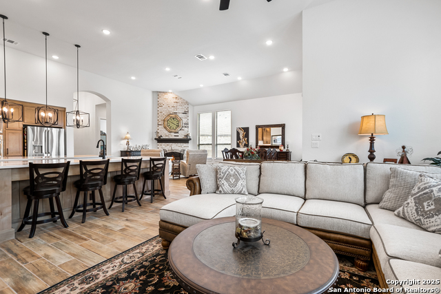 Image 24 of 47 For 1390 Lyme Park