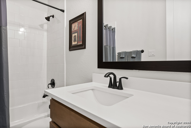 Image 35 of 47 For 1390 Lyme Park