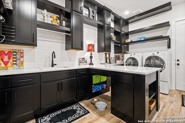 Image 36 of 47 For 1390 Lyme Park