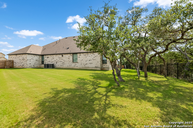 Image 42 of 47 For 1390 Lyme Park