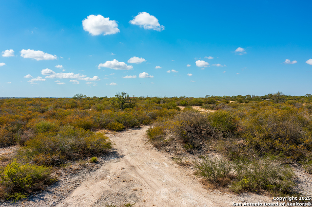 Image 5 of 9 For 840 County Road 652