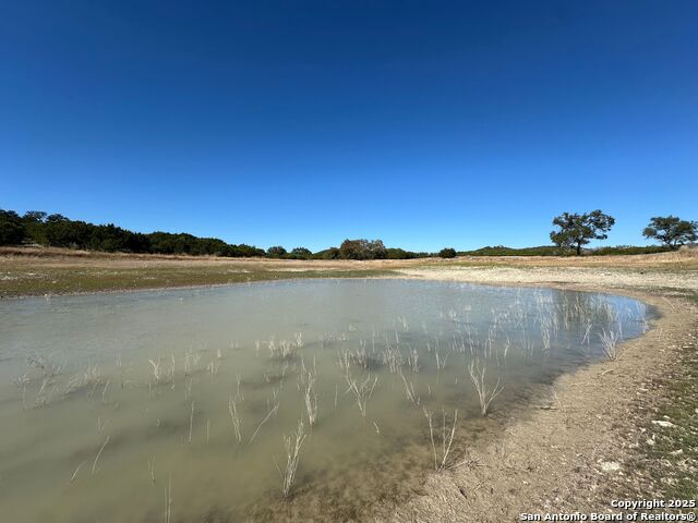 Listing photo id 20 for 149 Tablerock Ridge