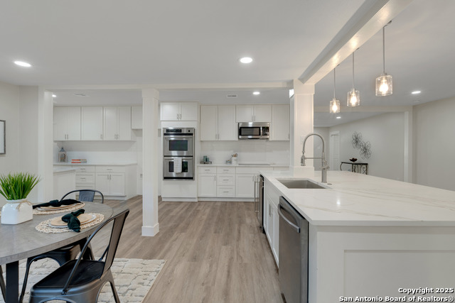 Image 11 of 56 For 139 Canyon Oaks