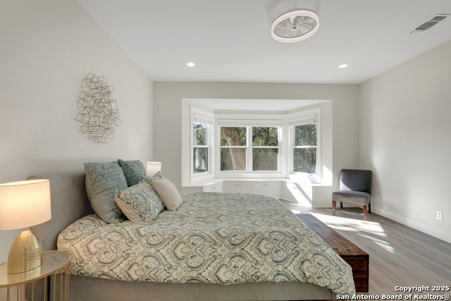 Image 25 of 56 For 139 Canyon Oaks