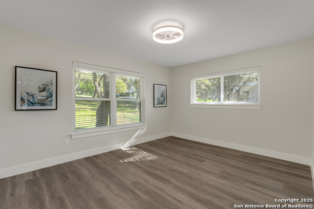 Image 31 of 56 For 139 Canyon Oaks