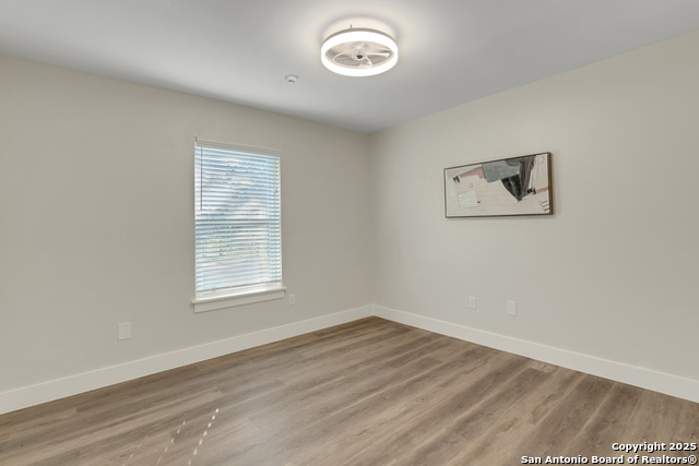 Image 34 of 56 For 139 Canyon Oaks