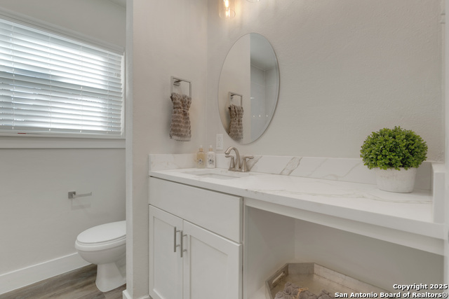 Image 35 of 56 For 139 Canyon Oaks