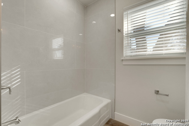 Image 36 of 56 For 139 Canyon Oaks