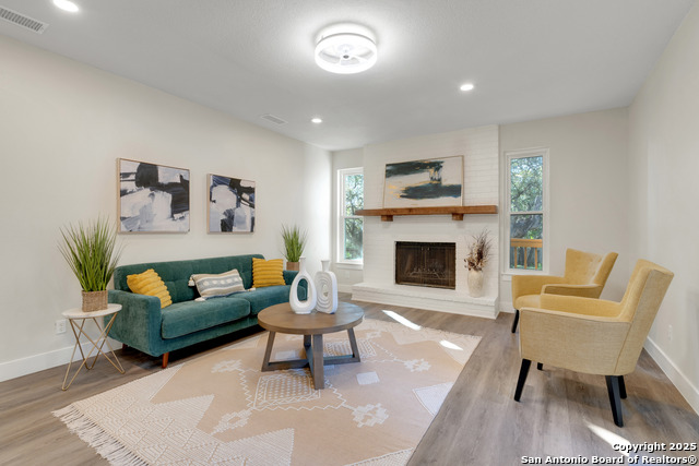 Image 4 of 56 For 139 Canyon Oaks