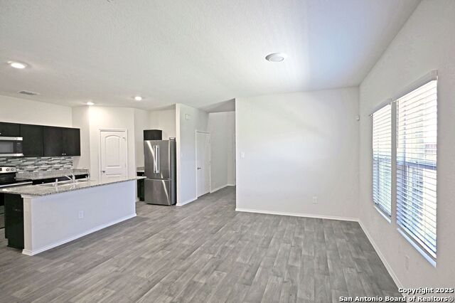 Image 10 of 45 For 884 Armadillo