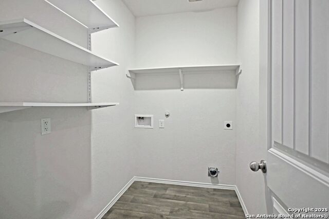 Image 4 of 45 For 884 Armadillo