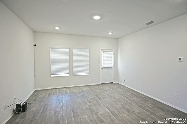 Image 9 of 45 For 884 Armadillo