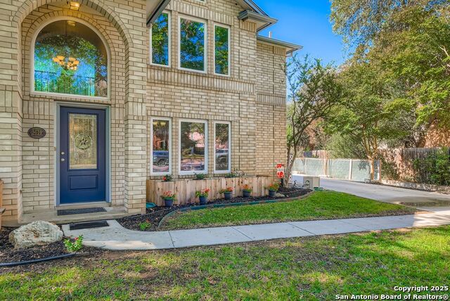 Image 3 of 36 For 3414 Driftwood Pass