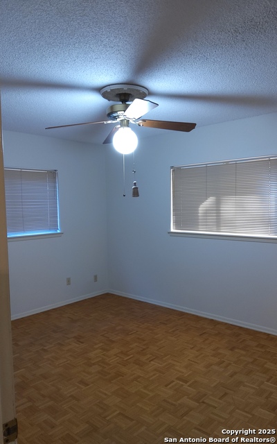 Image 13 of 21 For 10302 Grenadier