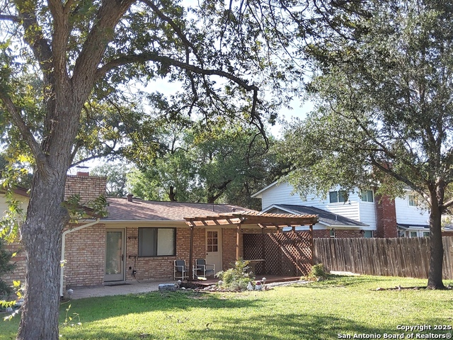 Image 20 of 21 For 10302 Grenadier