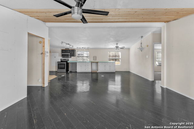 Image 8 of 26 For 9008 Pocahontas