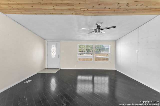 Image 9 of 26 For 9008 Pocahontas