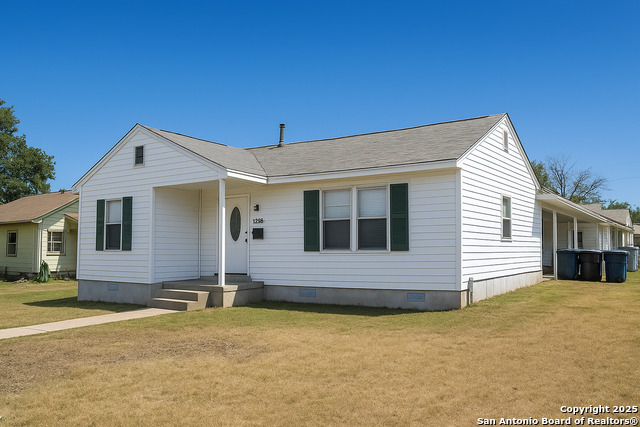 Image 2 of 21 For 1266 Elsmere Pl W