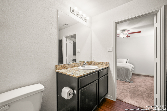 Image 21 of 25 For 11620 Claudette