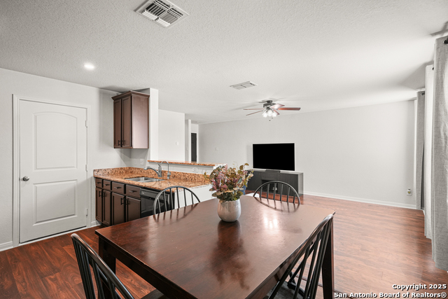 Image 5 of 25 For 11620 Claudette