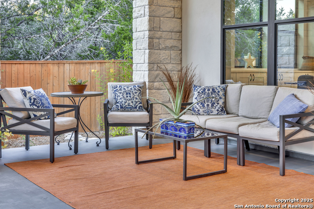 Image 28 of 39 For 110 C Chisholm