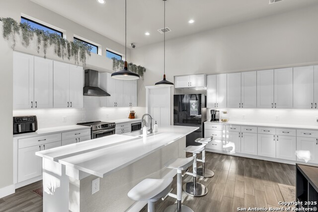 Image 9 of 39 For 110 C Chisholm