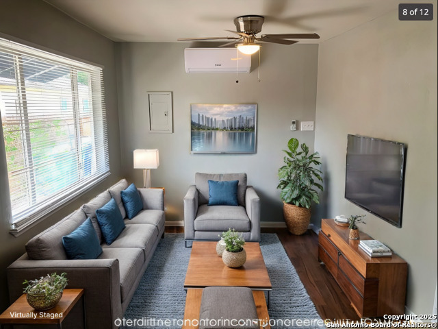 Image 3 of 15 For 1027 King C