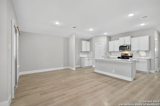 Image 15 of 28 For 21243 Cobbles