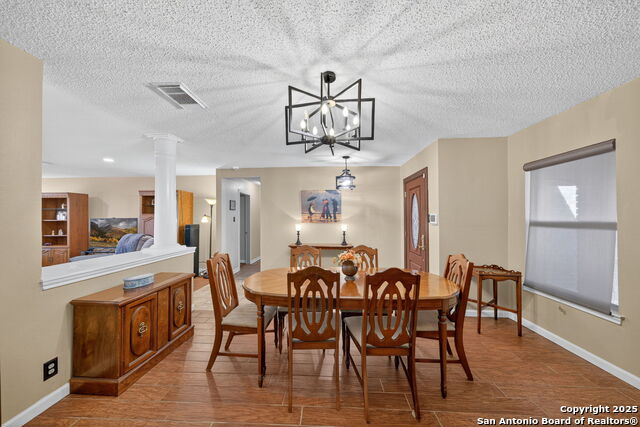 Image 15 of 31 For 1902 Indian Meadows Dr