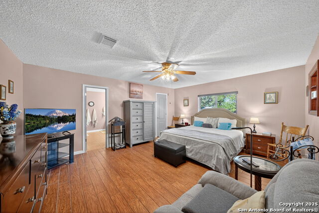 Image 18 of 31 For 1902 Indian Meadows Dr